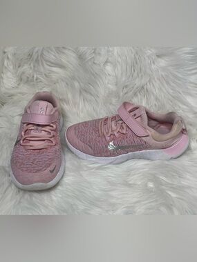 Girls Nike Athletic Sneakers
